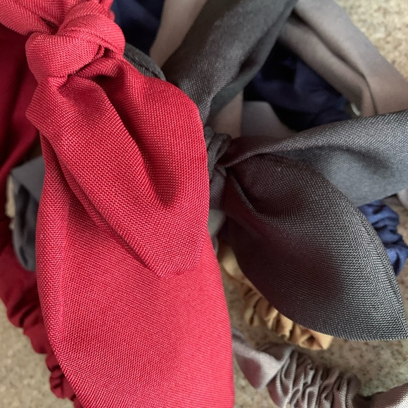 Lot of (6) Girls head wraps/bands/bows - Picture 4 of 5